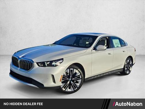 Mineral White Metallic 2027 BMW 530 i xDrive