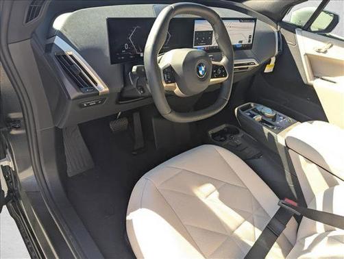 2026 BMW iX xDrive45