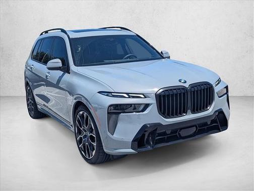 Brooklyn Grey Metallic 2026 BMW X7 xDrive40i