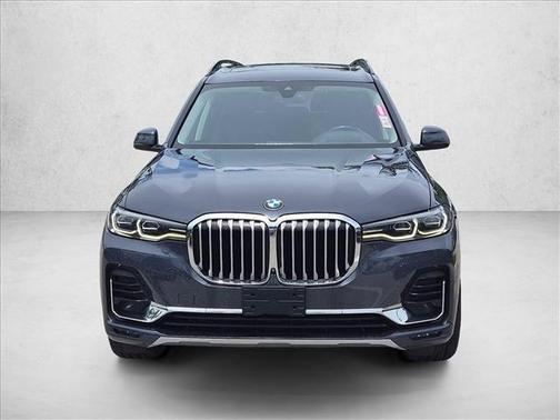 Arctic Grey Metallic 2022 BMW X7 xDrive40i
