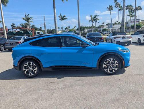 Grabber Blue Metallic 2023 Ford Mustang Mach-E Premium
