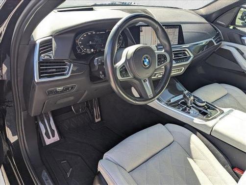 2023 BMW X5 M50i