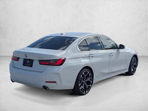 2025 BMW 330 330i Sedan