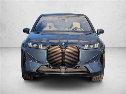 2026 BMW iX xDrive60