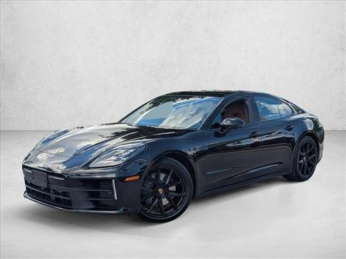 2024 Porsche Panamera 4