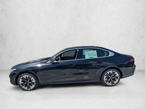 Black Sapphire Metallic 2026 BMW 530 530i