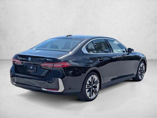 Black Sapphire Metallic 2026 BMW 530 530i
