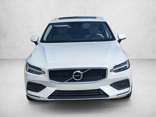 2020 Volvo S60 T5 Momentum