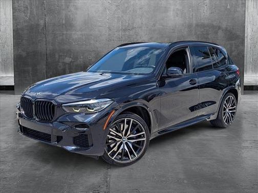 2022 BMW X5 M50i