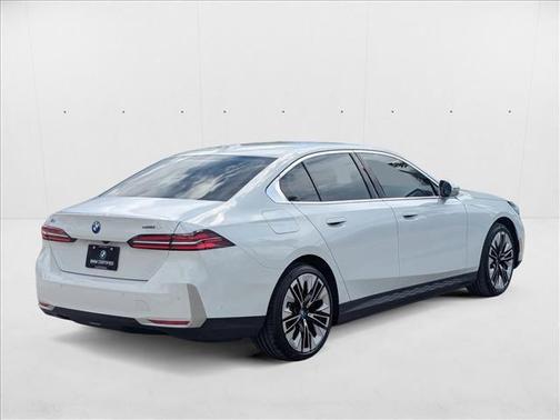 2024 BMW i5 eDrive40