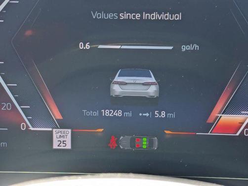 Mineral White Metallic 2024 BMW 530 530i