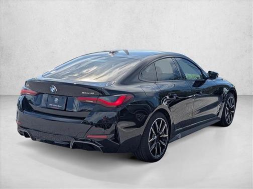 Black Sapphire Metallic 2026 BMW i4 Gran Coupe xDrive40