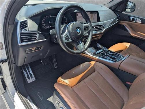 2022 BMW X7 M50i