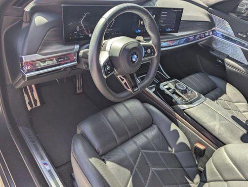 2023 BMW 760 i xDrive