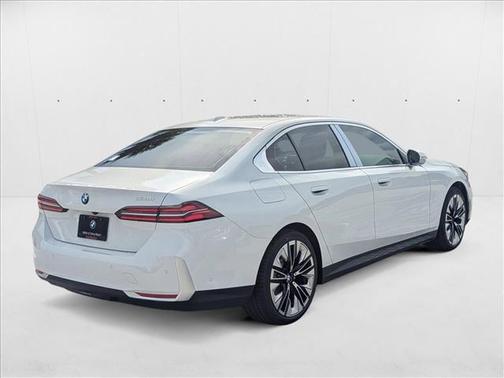 2026 BMW 530 i