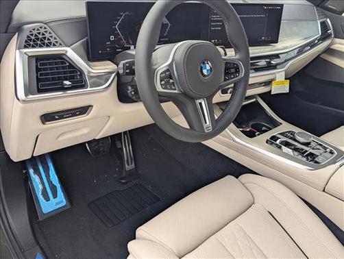 2026 BMW X7 M60i