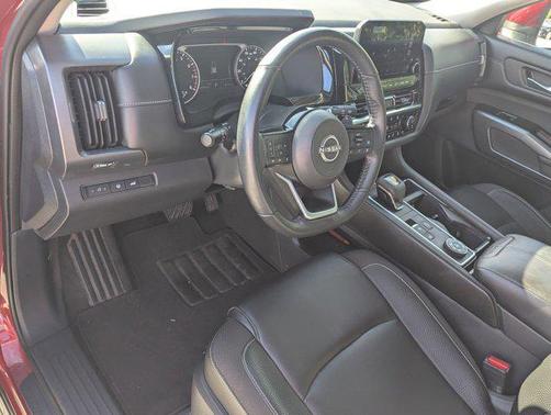 Scarlet Ember Tintcoat 2022 Nissan Pathfinder SL 4WD