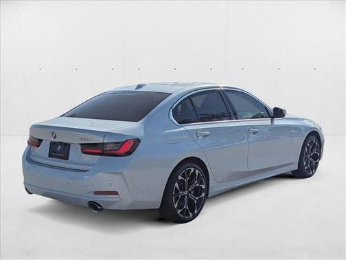 2025 BMW 330 i