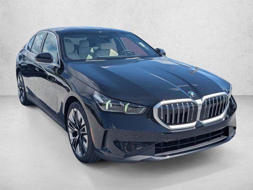 Black Sapphire Metallic 2026 BMW 530 530i
