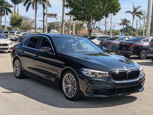 2020 BMW 540 540i