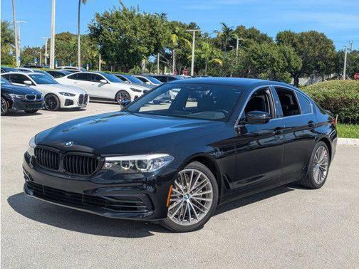 2020 BMW 540 540i