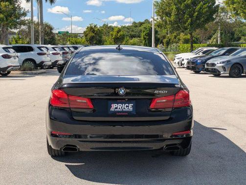 2020 BMW 540 540i