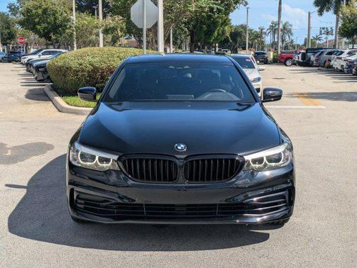 2020 BMW 540 540i