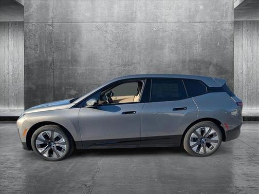 2025 BMW iX xDrive50