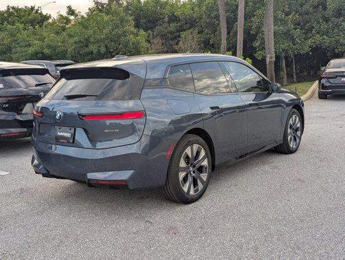 2026 BMW iX xDrive45
