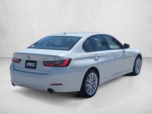 Alpine White 2023 BMW 330 330i