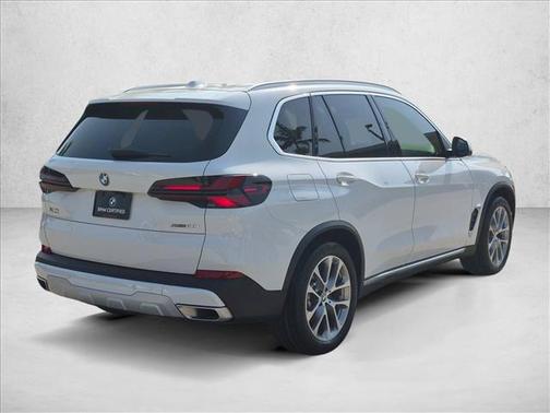 Alpine White 2024 BMW X5 sDrive40i