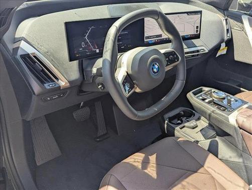 2025 BMW iX xDrive50