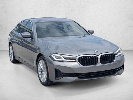 Skyscraper Gray Metallic 2023 BMW 530 i xDrive