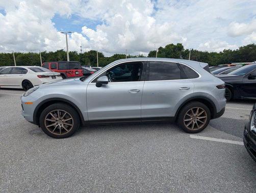 2019 Porsche Cayenne S