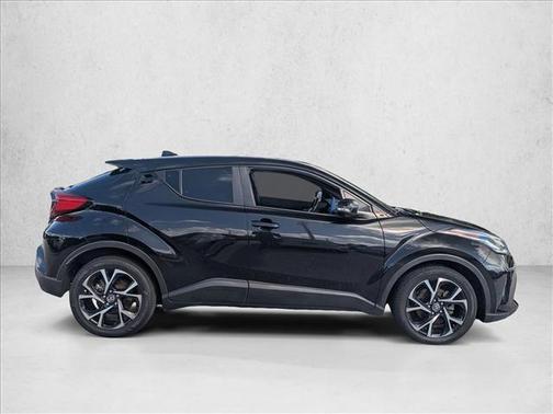 2021 Toyota C-HR XLE