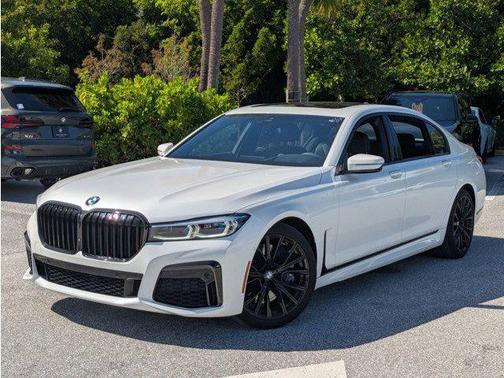2020 BMW 740 740i