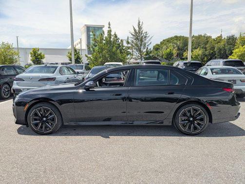 Black Sapphire Metallic 2026 BMW 760 xDrive