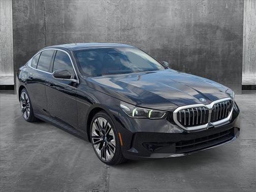 2025 BMW i5 xDrive40