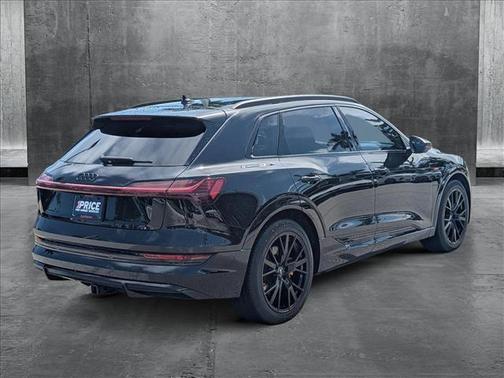 2023 Audi e-tron Premiumwe