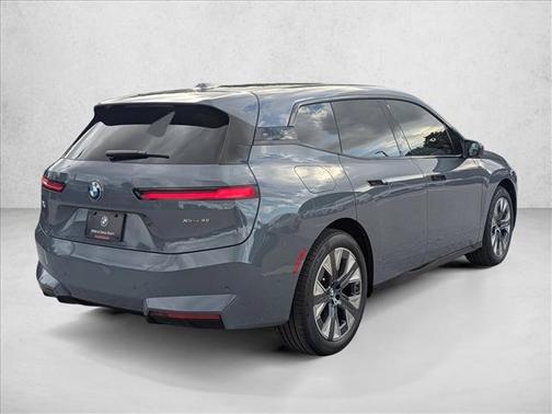 2026 BMW iX xDrive45