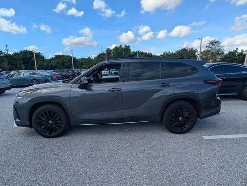 2024 Toyota Highlander XSE