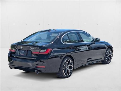 2025 BMW 330 i