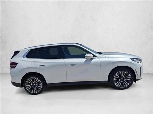 Mineral White Metallic 2025 BMW X3 30 xDrive