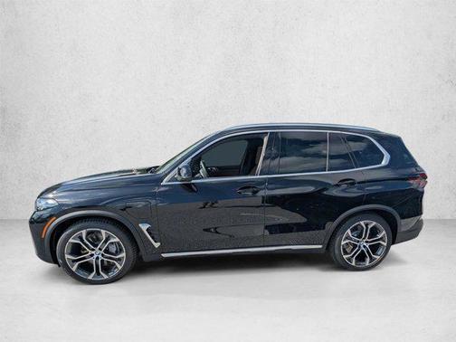 Black Sapphire Metallic 2026 BMW X5 PHEV xDrive50e