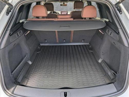 2023 Audi Q5 45 S line Prestige