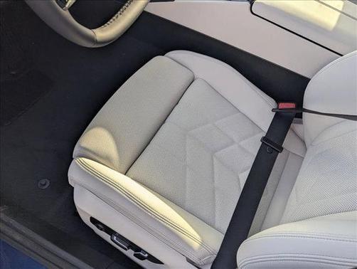 Phytonic Blue Metallic 2026 BMW i5 eDrive40