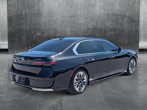 2024 BMW i7 eDrive50