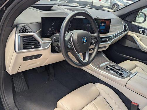 Black Sapphire Metallic 2024 BMW X5 PHEV xDrive50e
