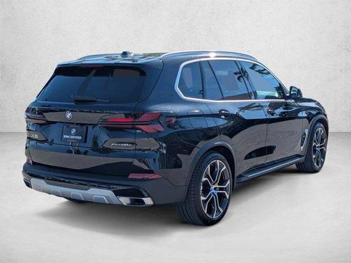 Black Sapphire Metallic 2024 BMW X5 PHEV xDrive50e