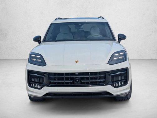 Chalk [Gray] 2026 Porsche Cayenne GTS